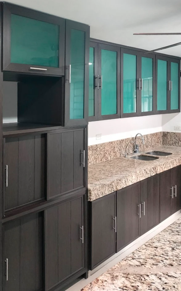 Showroom Art Decora en Mérida - Muebles de PVC